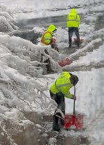 Snow shovelers-IMG_7409_cr_cr_cr-RS.jpg